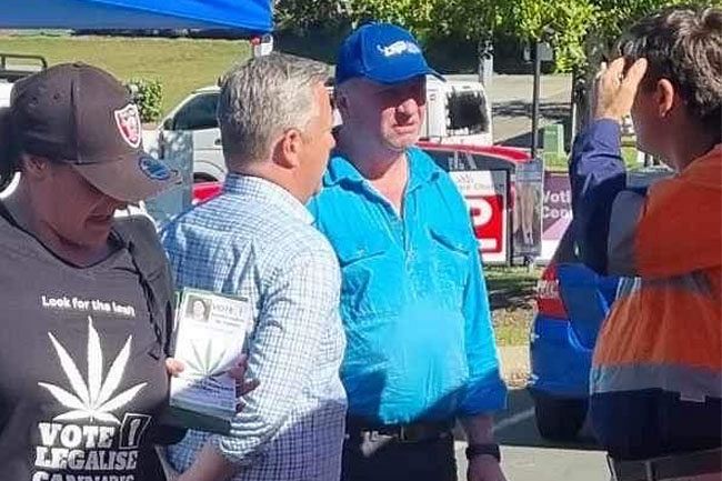 Barnaby bites back after sandwich-board encounter in Fadden
